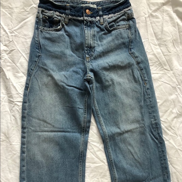 Zara Cropped Mom Jeans - Picture 2 of 3